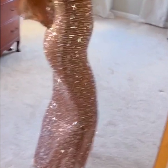 ‼️WOW‼️OhPolly Dress SEXY brown Mocha color LONG SLEEVE MAXI RHINESTONES DRESS‼️ - Picture 3 of 11